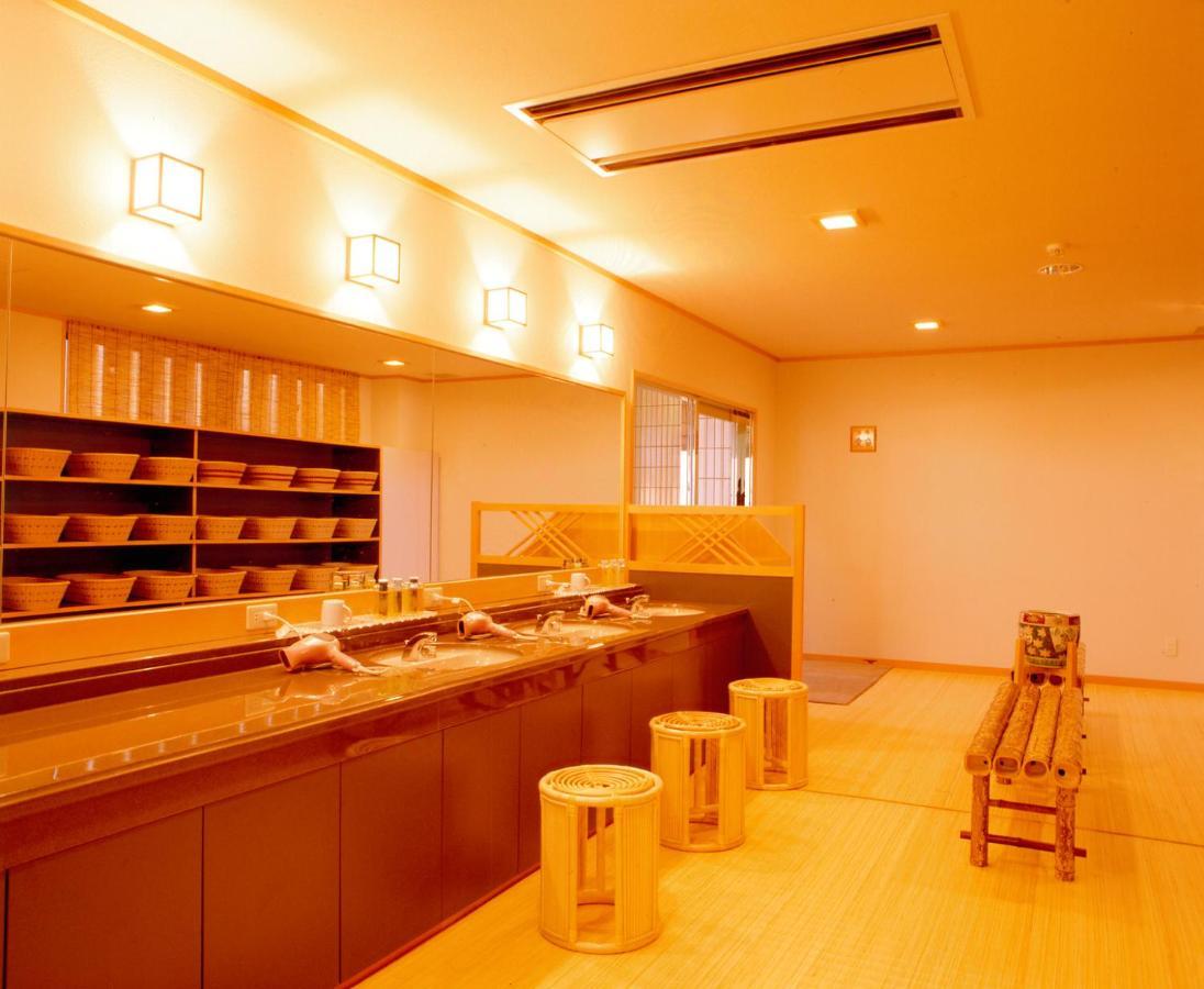 Kadonobo Ryokan Kobe Buitenkant foto